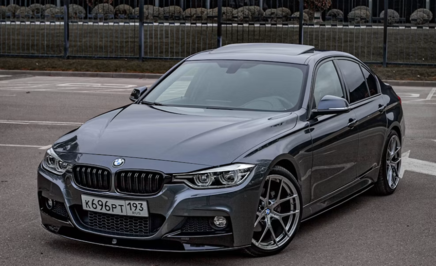BMW 320i